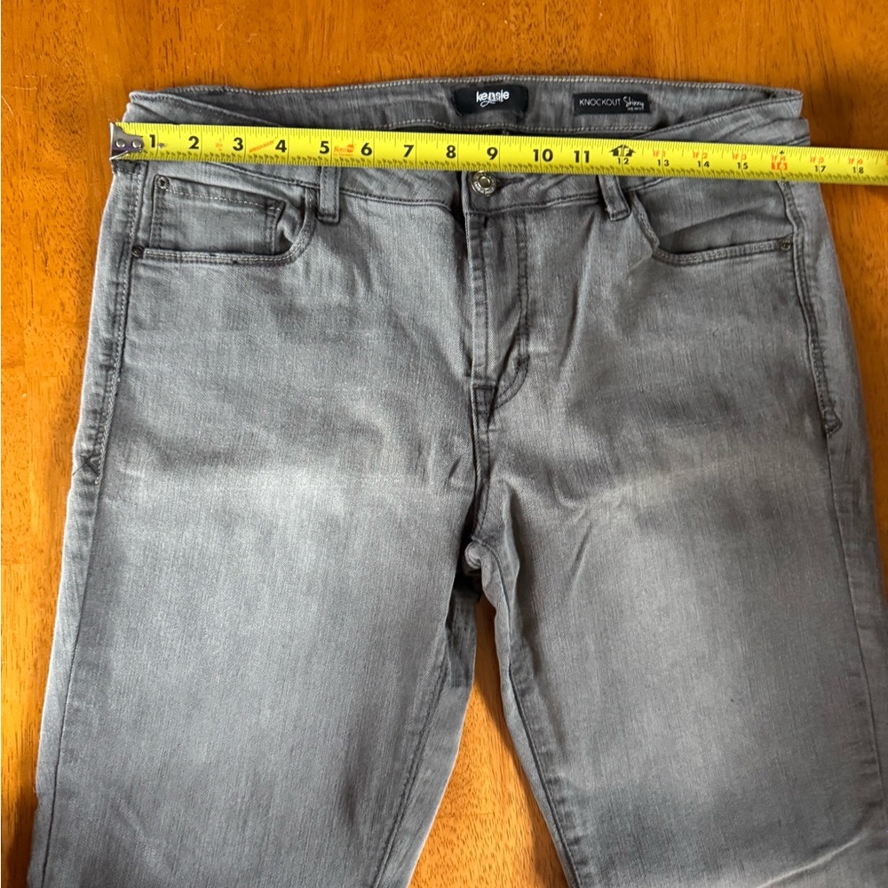 Kensie Women’s Knockout Skinny Mid Rise Charcoal Denim Jeans Size 12/31 - Picture 6 of 8